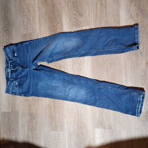 Maurices jeans
